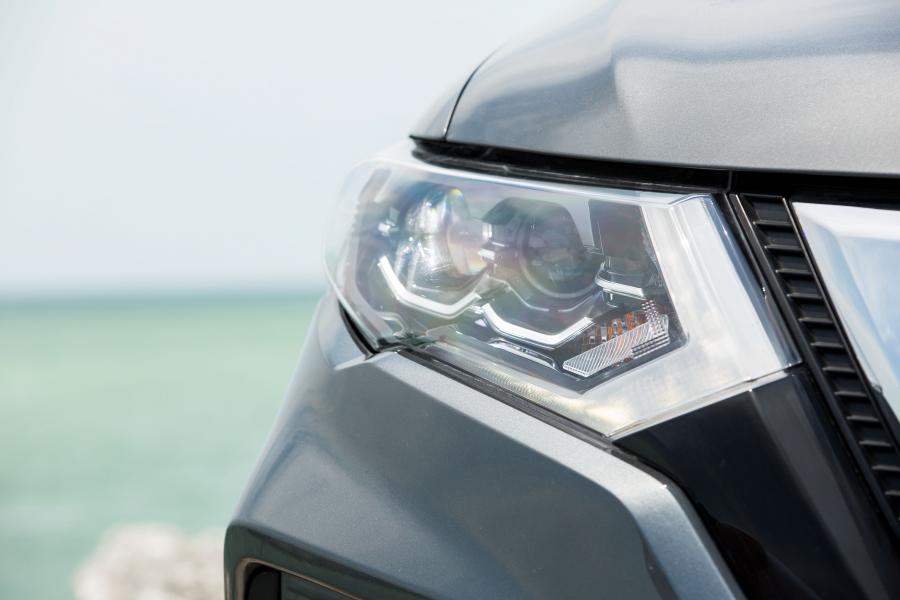 Детали экстерьера Nissan X-Trail 2017 года  (LA) (фото 3 из 37)